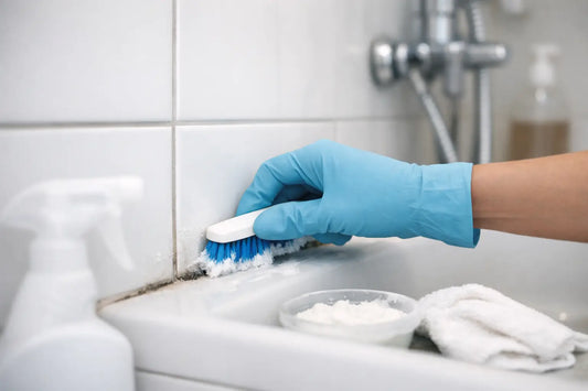 Cómo limpiar juntas ennegrecidas del baño sin dañarlas